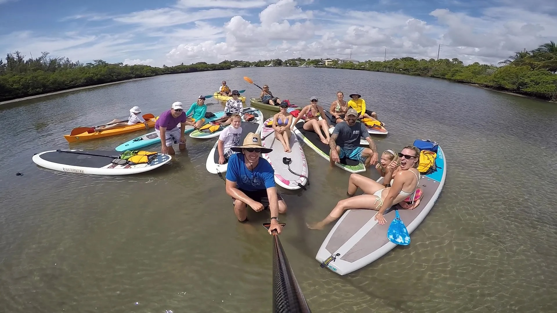 "paddleboard lesson"